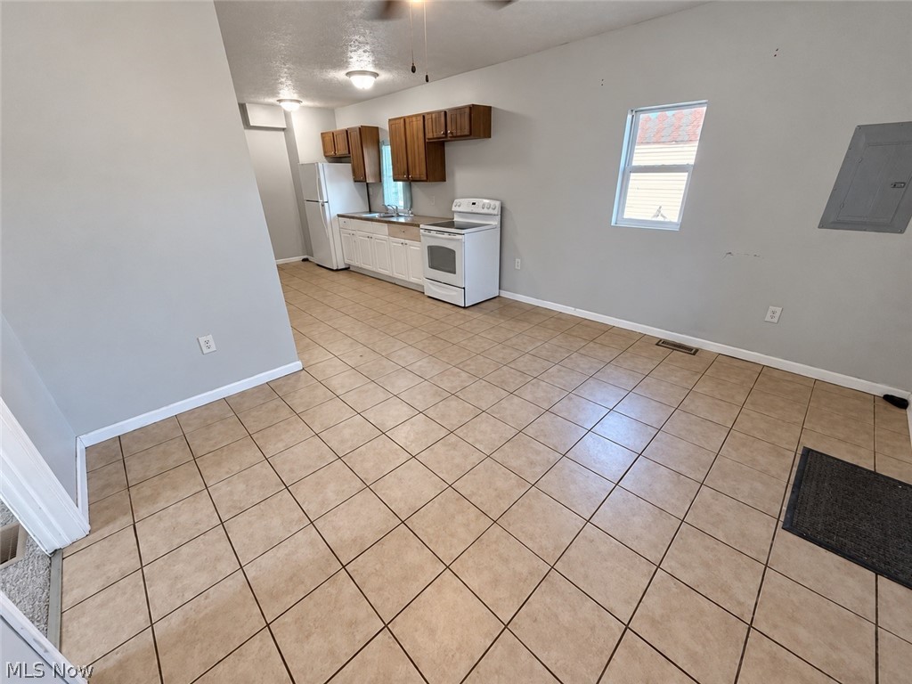 140 14th Street NW Barberton OH 44203