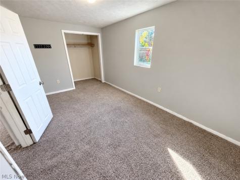 140 14th Street NW Barberton OH 44203