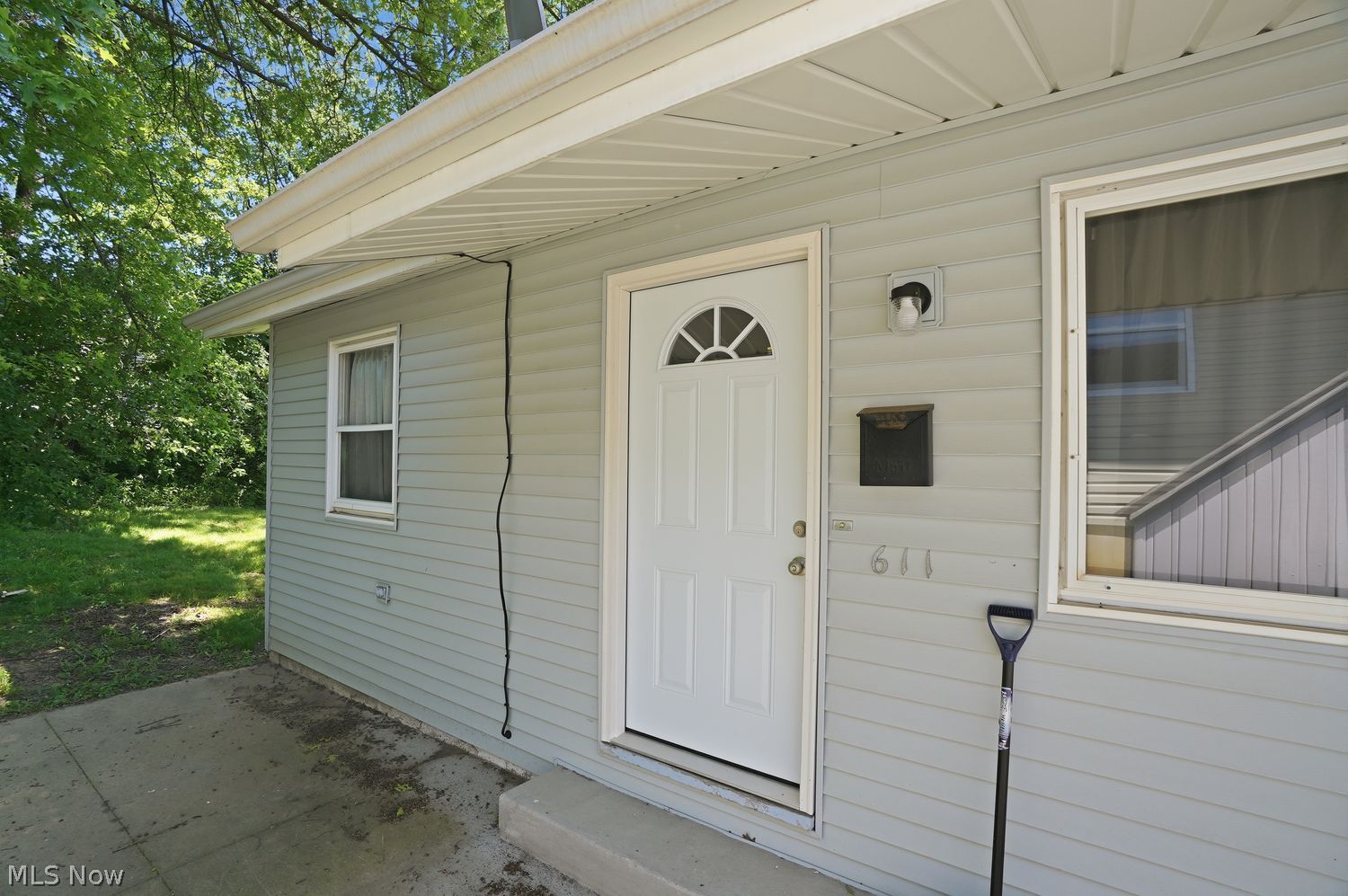 611 - 613 Fulmer Avenue Akron OH 44312