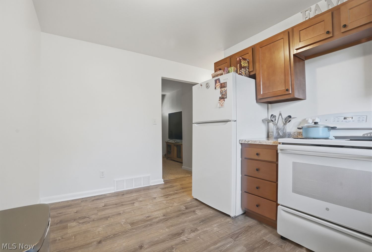 611 - 613 Fulmer Avenue Akron OH 44312