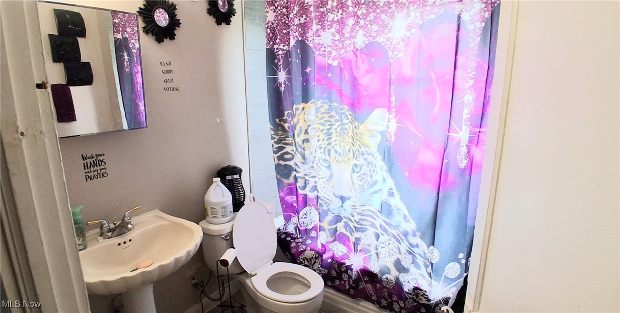 7501 Brinsmade Avenue Cleveland OH 44102