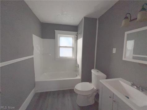 4291 E 114th Street Cleveland OH 44105