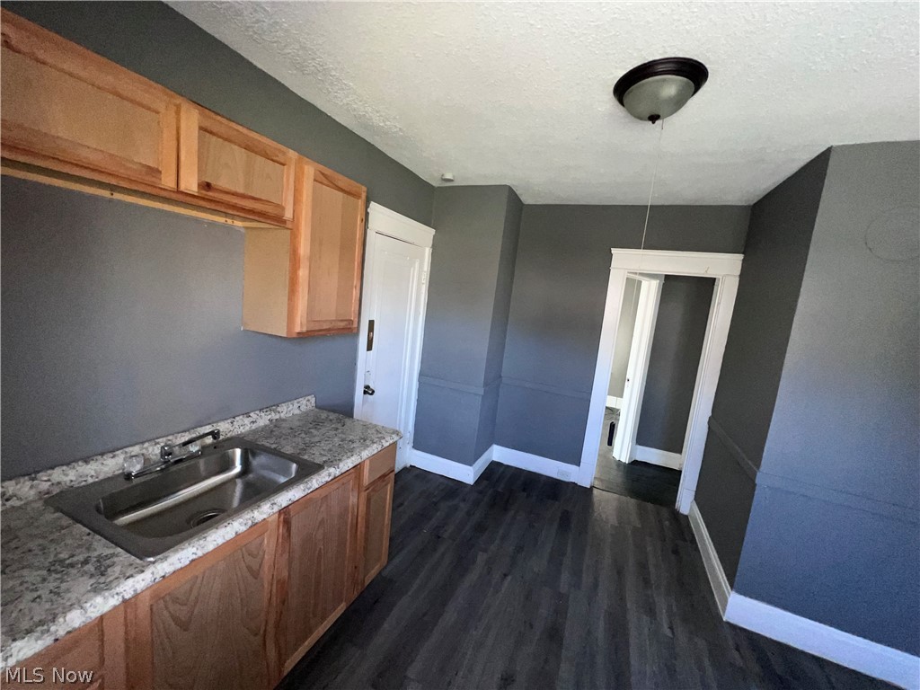 4291 E 114th Street Cleveland OH 44105