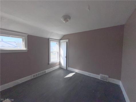 4291 E 114th Street Cleveland OH 44105