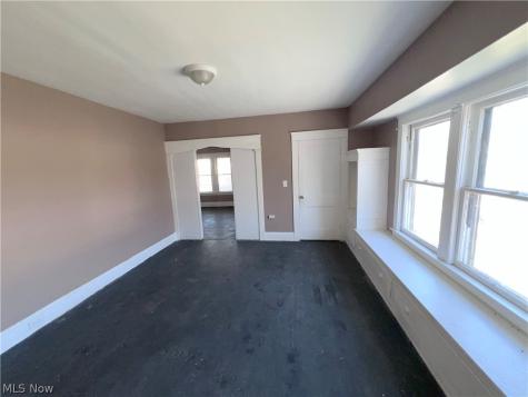 4291 E 114th Street Cleveland OH 44105