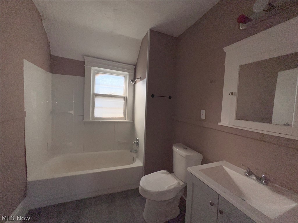 4291 E 114th Street Cleveland OH 44105