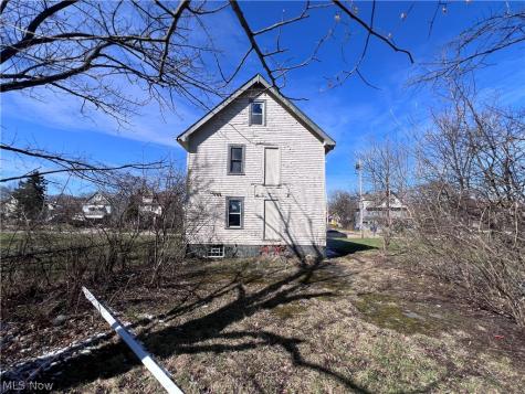 4291 E 114th Street Cleveland OH 44105