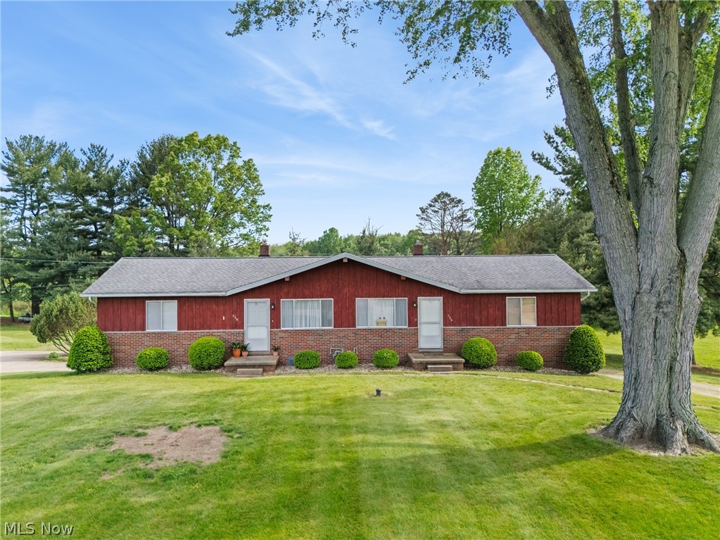 134 Center Road New Franklin OH 44319