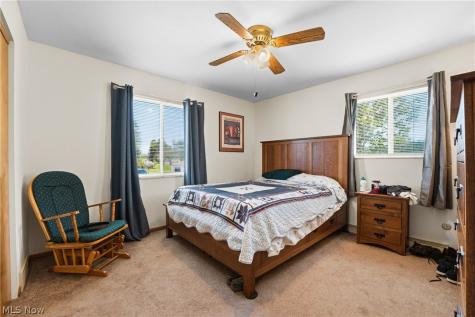 134 Center Road New Franklin OH 44319