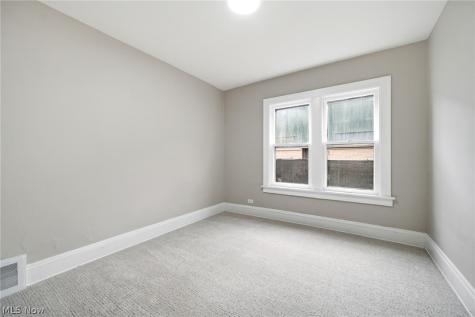 1776 S Taylor Road Cleveland Heights OH 44118