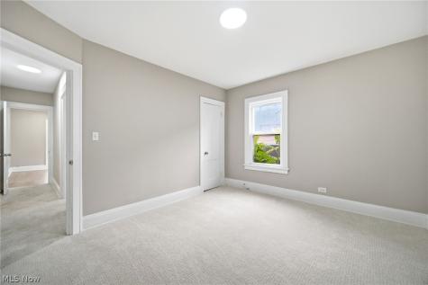 1776 S Taylor Road Cleveland Heights OH 44118