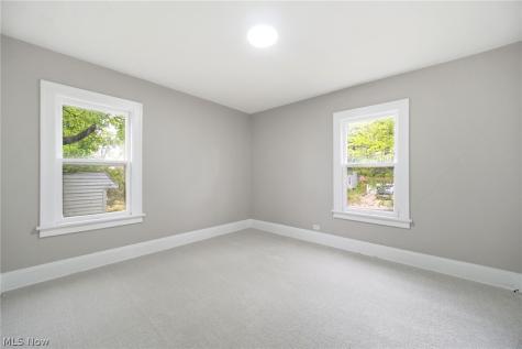 1776 S Taylor Road Cleveland Heights OH 44118