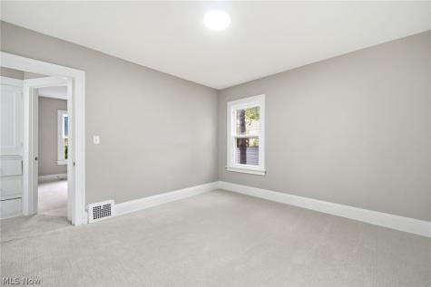 1776 S Taylor Road Cleveland Heights OH 44118