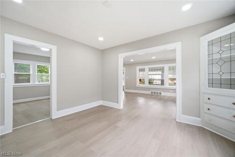 1776 S Taylor Road Cleveland Heights OH 44118