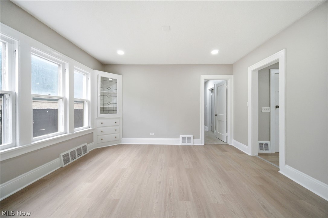 1776 S Taylor Road Cleveland Heights OH 44118