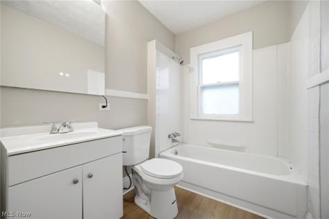 1776 S Taylor Road Cleveland Heights OH 44118
