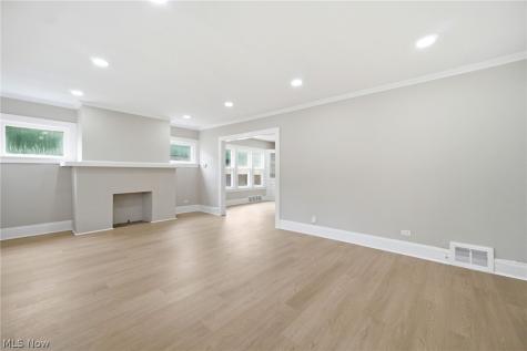 1776 S Taylor Road Cleveland Heights OH 44118