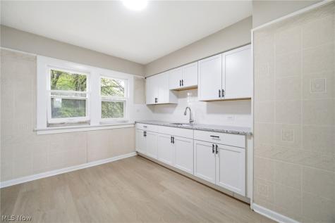 1776 S Taylor Road Cleveland Heights OH 44118