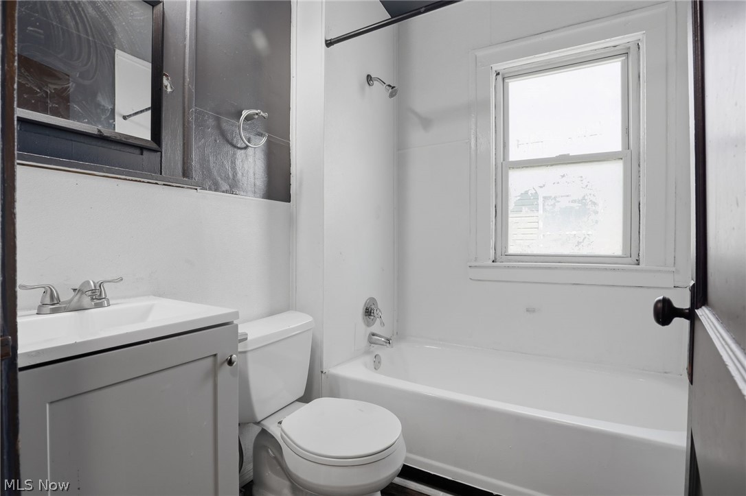 4124 E 139th Street Cleveland OH 44105