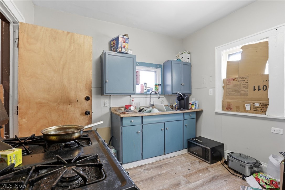 4124 E 139th Street Cleveland OH 44105
