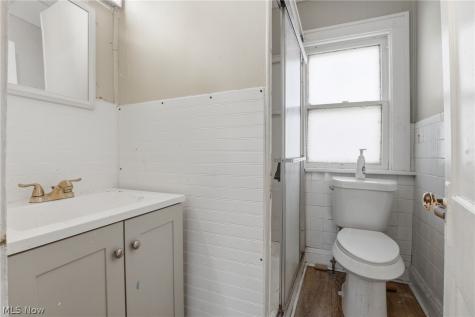 4124 E 139th Street Cleveland OH 44105
