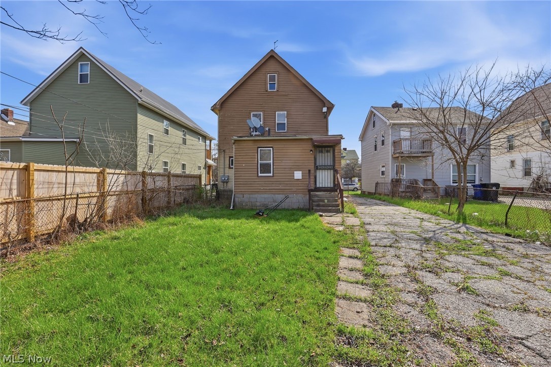 4124 E 139th Street Cleveland OH 44105