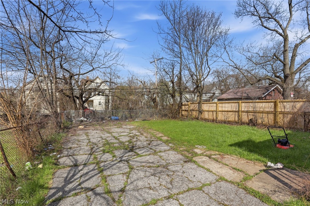 4124 E 139th Street Cleveland OH 44105