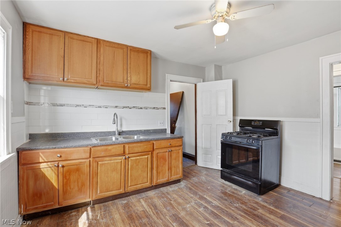 4124 E 139th Street Cleveland OH 44105