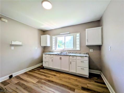 656 Hammel Street Akron OH 44306