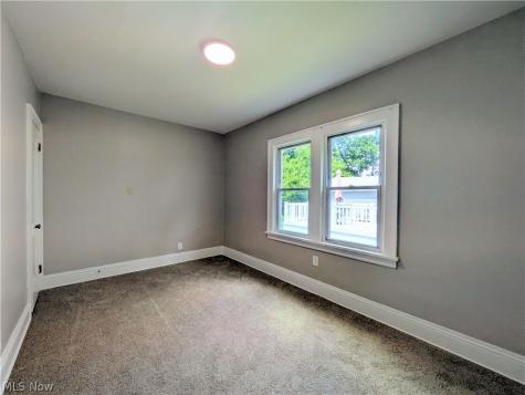 656 Hammel Street Akron OH 44306