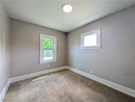 656 Hammel Street Akron OH 44306