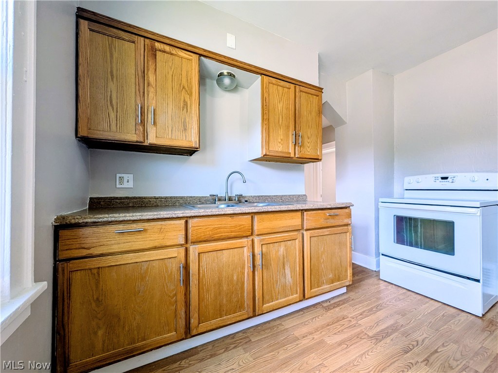 656 Hammel Street Akron OH 44306