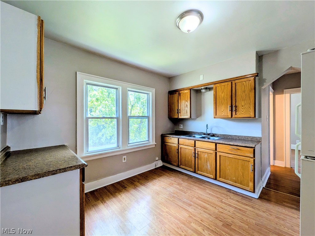 656 Hammel Street Akron OH 44306