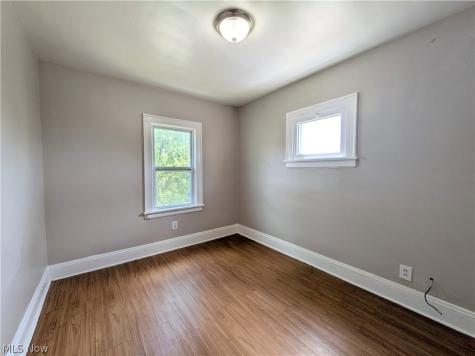 656 Hammel Street Akron OH 44306