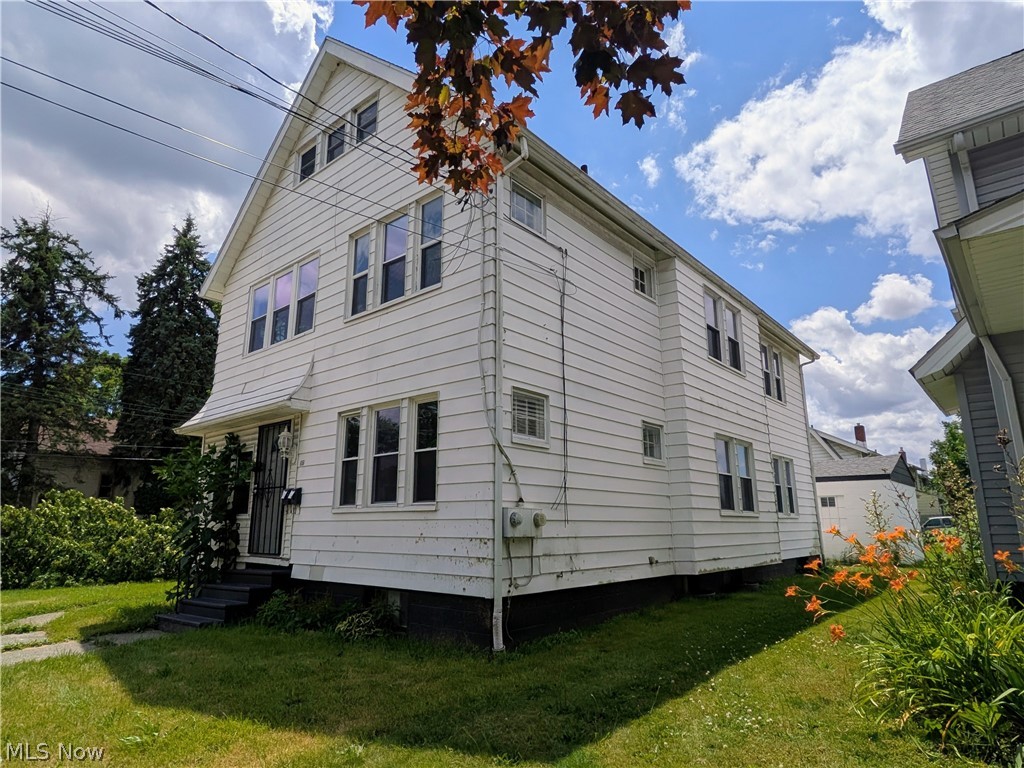 656 Hammel Street Akron OH 44306