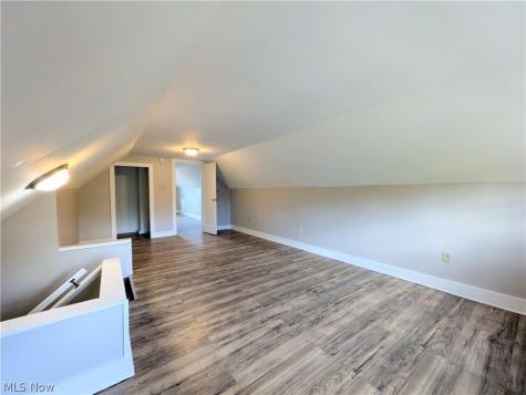656 Hammel Street Akron OH 44306