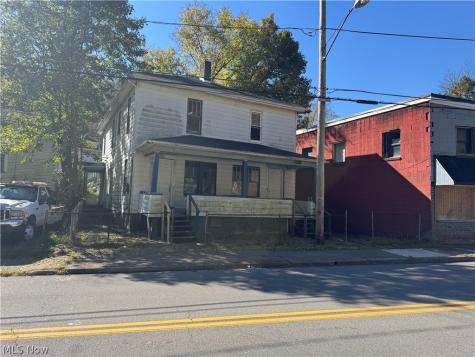 1232 Sinclair Steubenville OH 43952