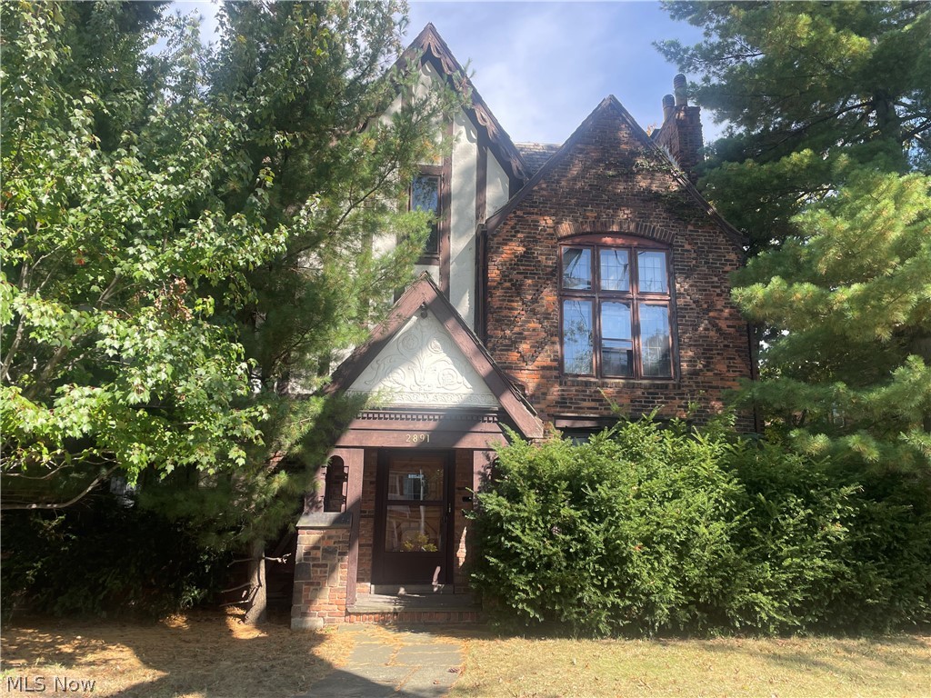 2891 Ludlow Road Cleveland OH 44120