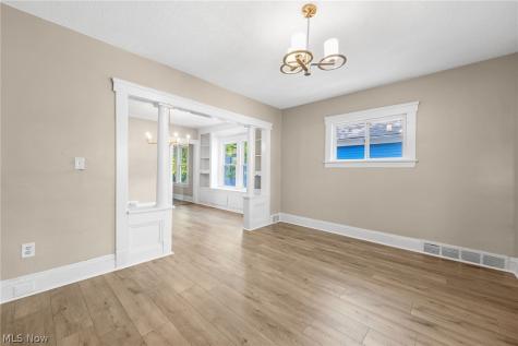 4064 E 136th Street Cleveland OH 44105