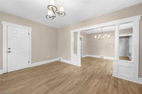 4064 E 136th Street Cleveland OH 44105