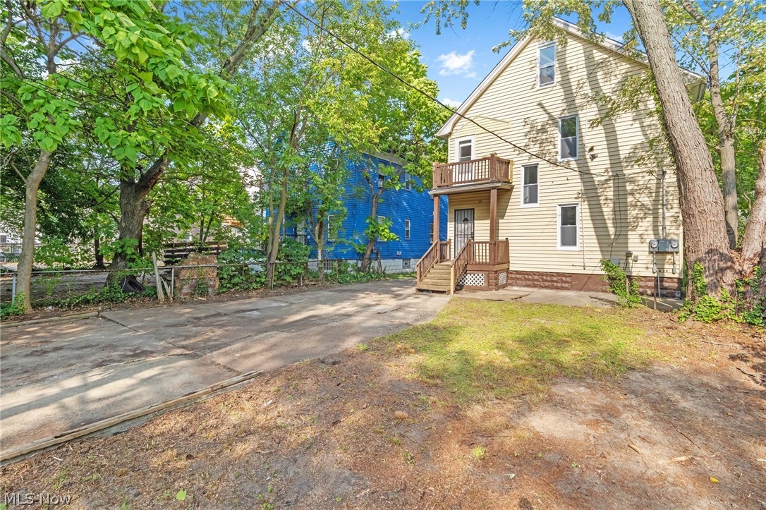 4064 E 136th Street Cleveland OH 44105