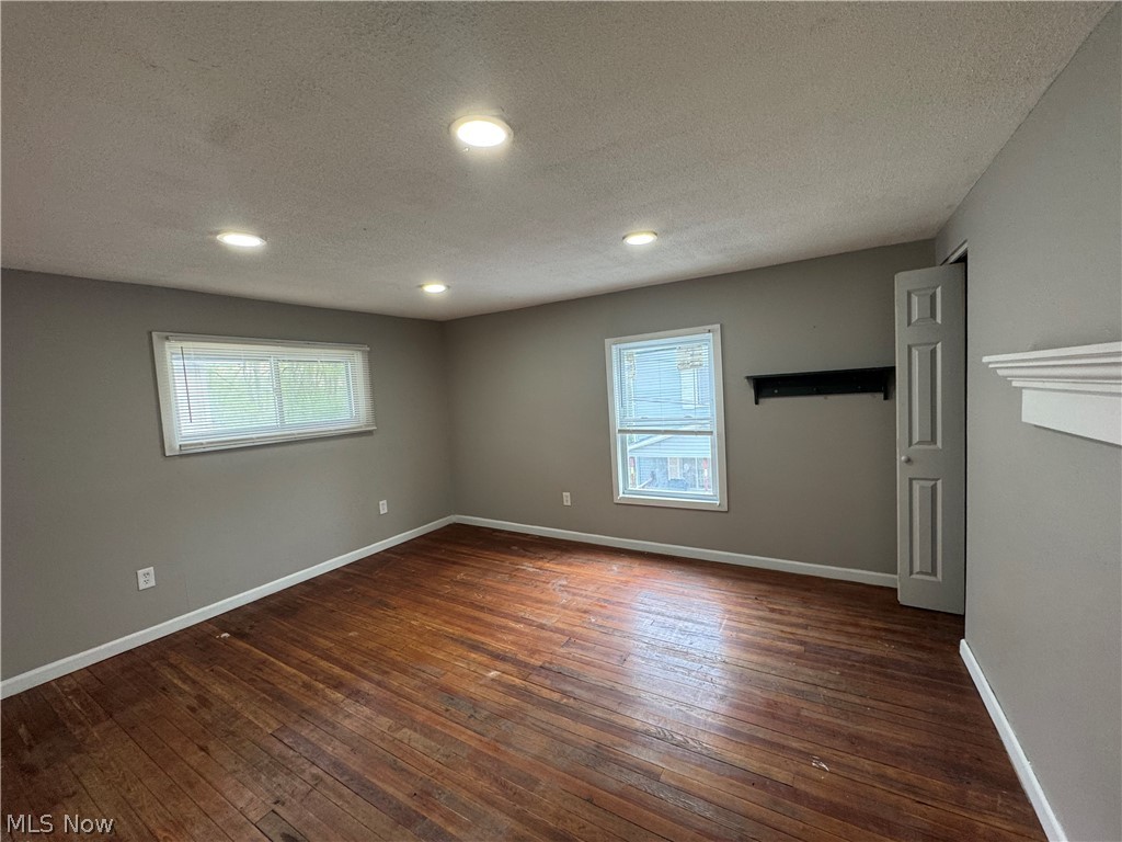 392 Bailey Court Akron OH 44304