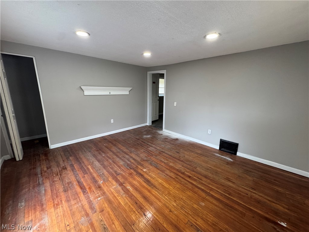 392 Bailey Court Akron OH 44304