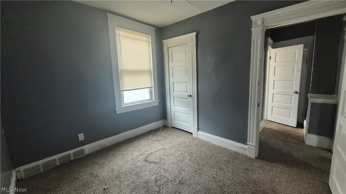1261 E 99 Street Cleveland OH 44108