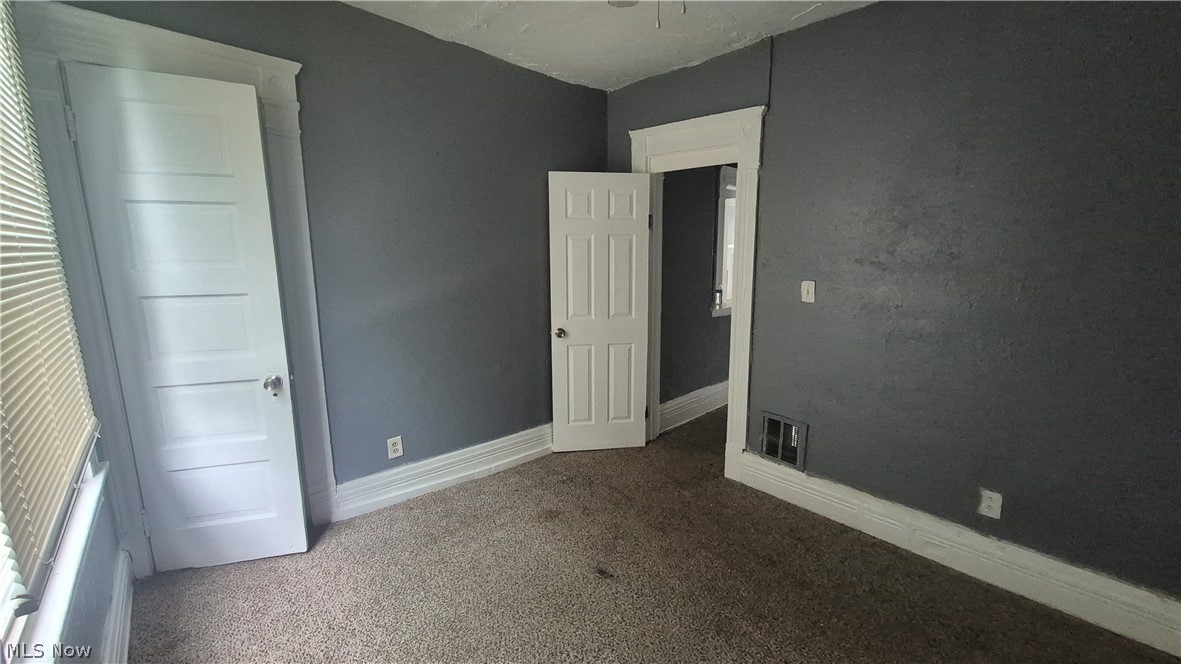 1261 E 99 Street Cleveland OH 44108