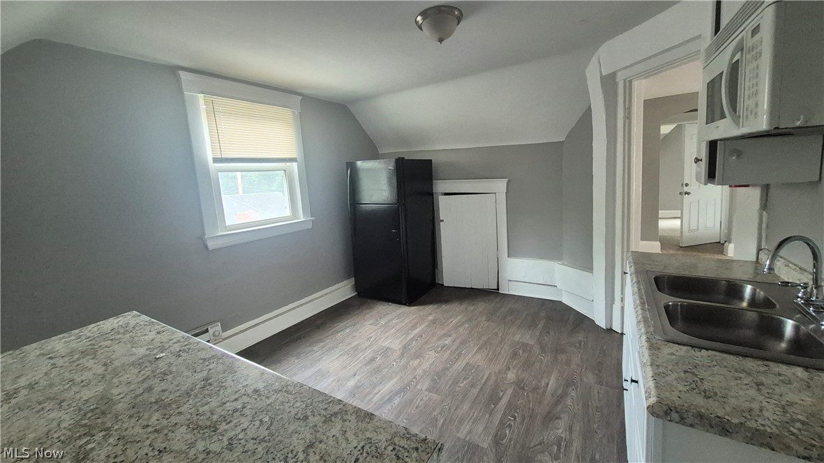 1261 E 99 Street Cleveland OH 44108