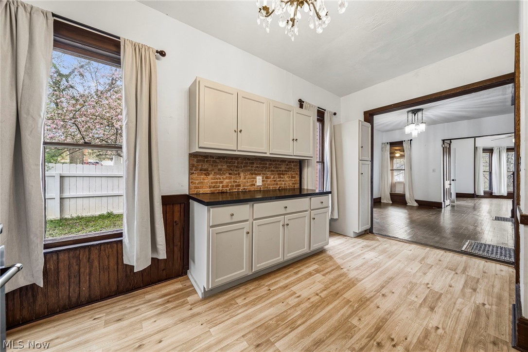 214 N Hambden Street Chardon OH 44024