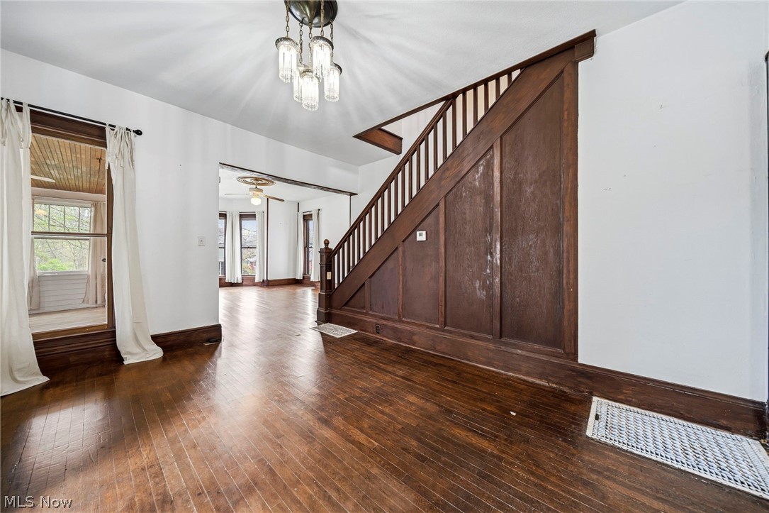 214 N Hambden Street Chardon OH 44024