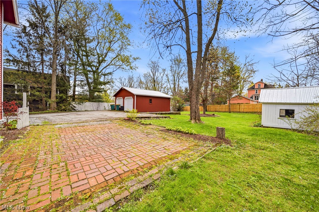 214 N Hambden Street Chardon OH 44024