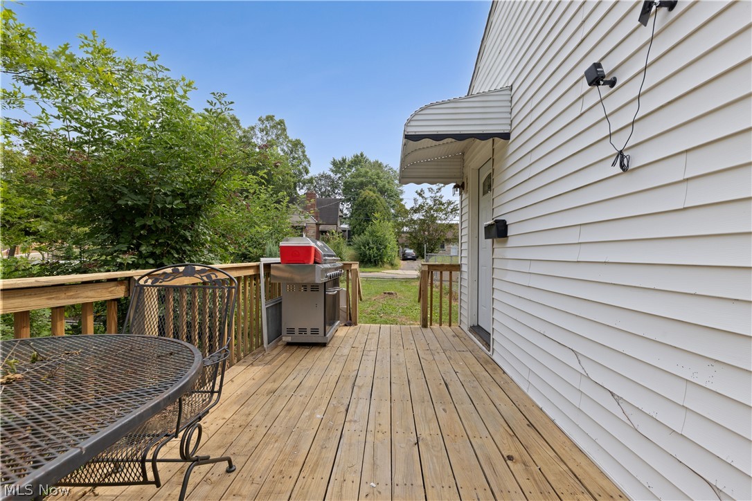 121 E Ralston Avenue Akron OH 44301